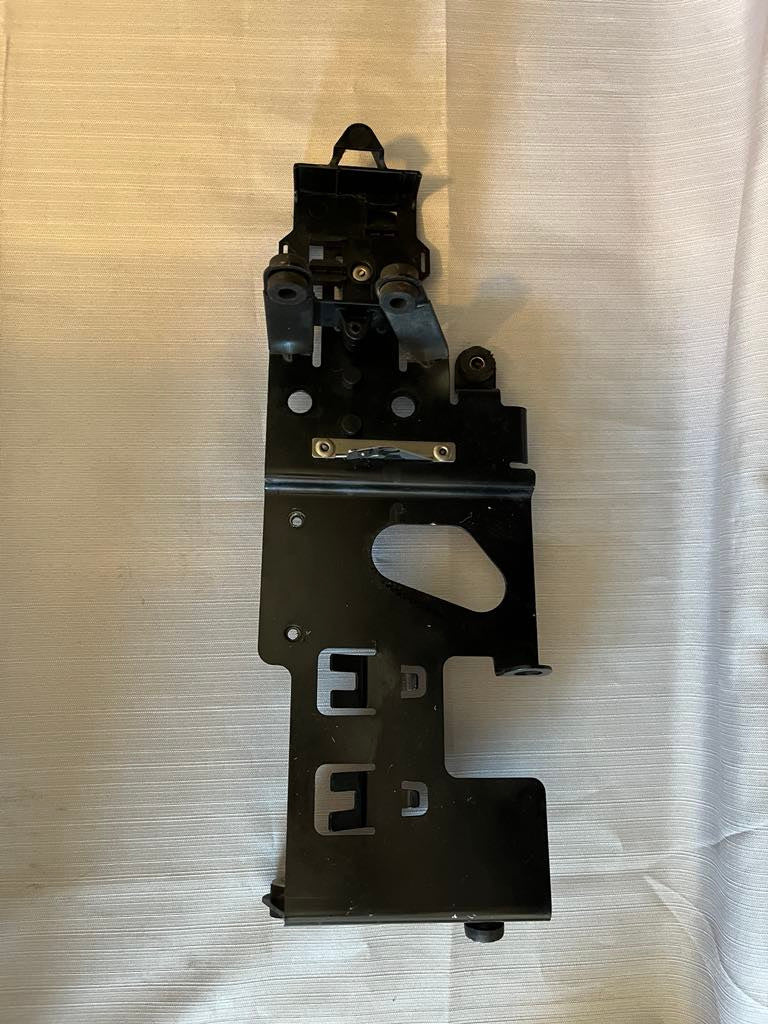 USED 0354797 Evinrude Johnson Connect Bracket No Cover 200-300hp