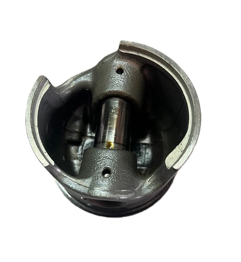 USED 5007447 Evinrude Johnson Piston 200-300hp Port Side