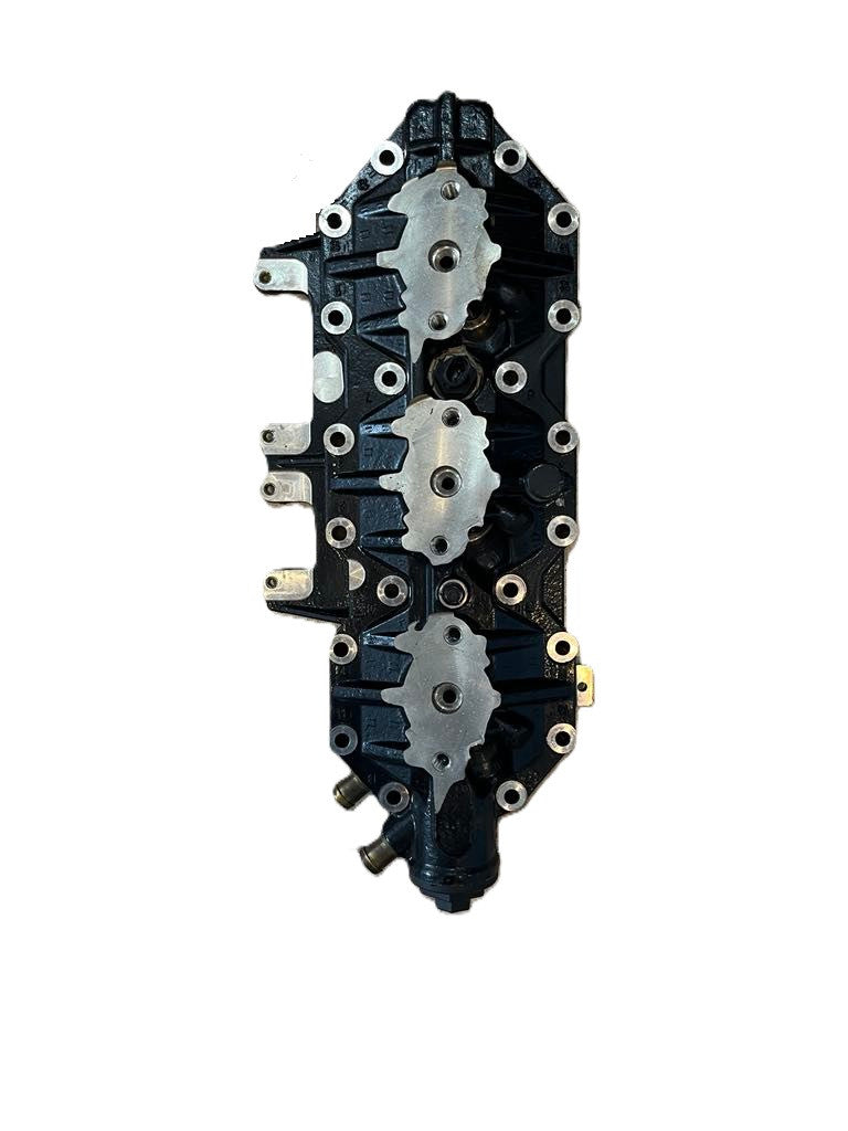 USED 5006194 Evinrude Johnson Cylinder Head Port Side