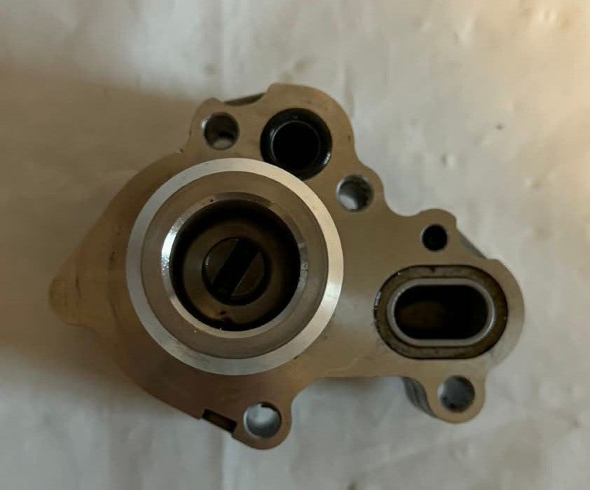 USED 857087T1 Quicksilver Oil Pump Assembly 40-60hp
