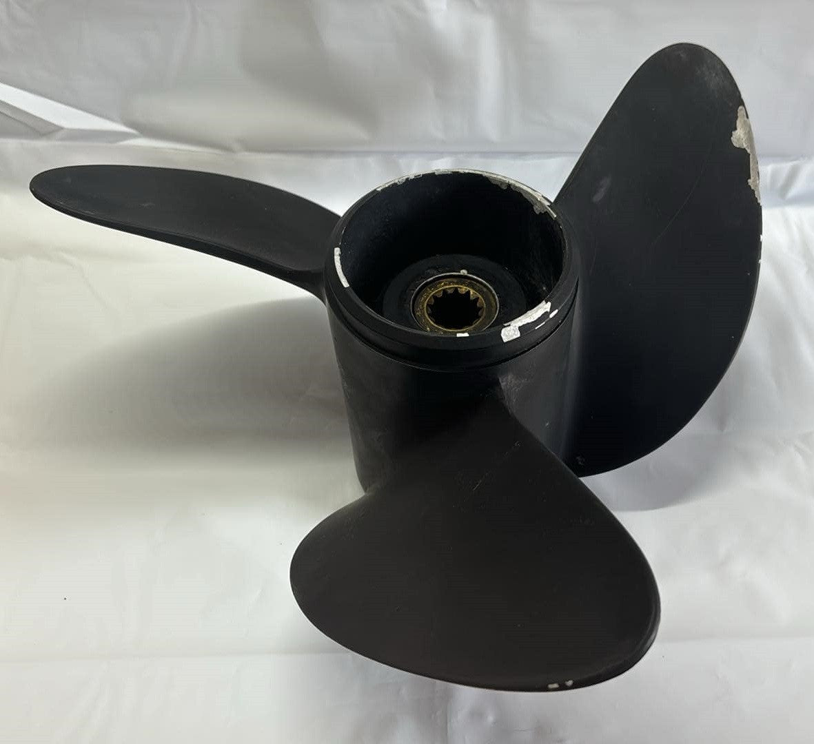 USED 3048T Black Diamond 14 x 21P Aluminum Prop Johnson Evinrude