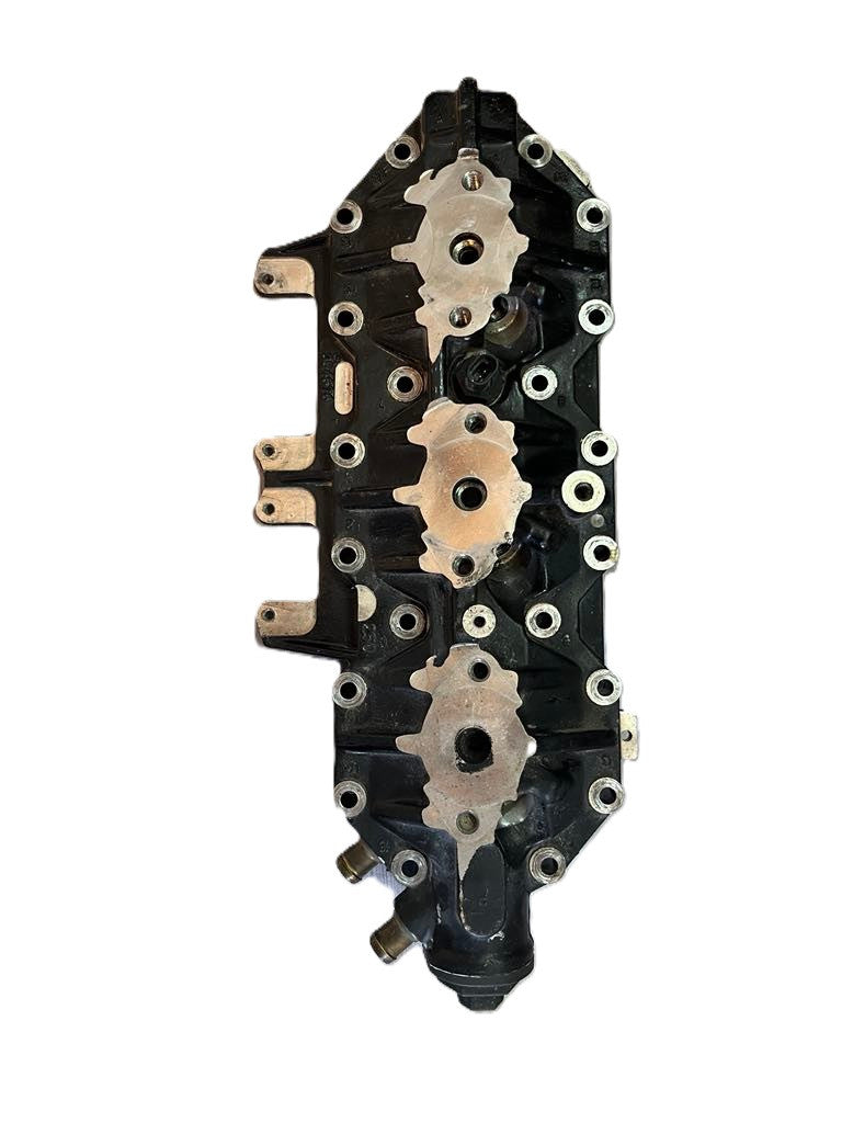 Used 5007606 Evinrude Johnson Cylinder Head Port Side