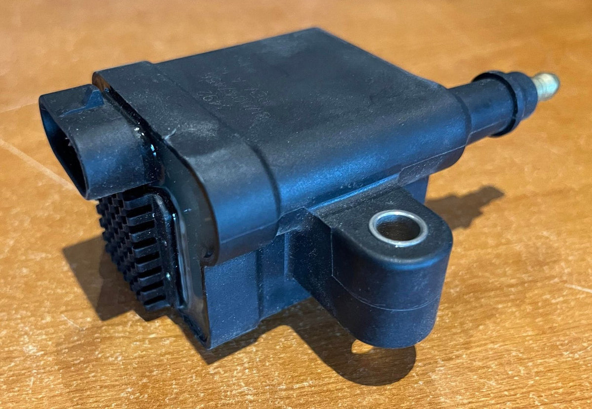 USED 8M0047456 Mercury Optimax Ignition Coil