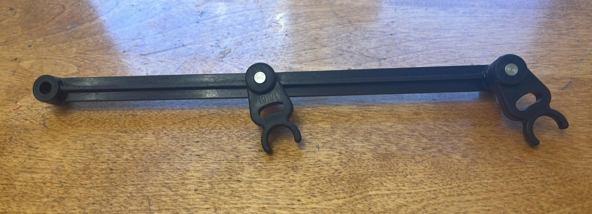 USED 18180 + 18181 Mercury Throttle Link Linkage 105-200hp XR-4 XR-6