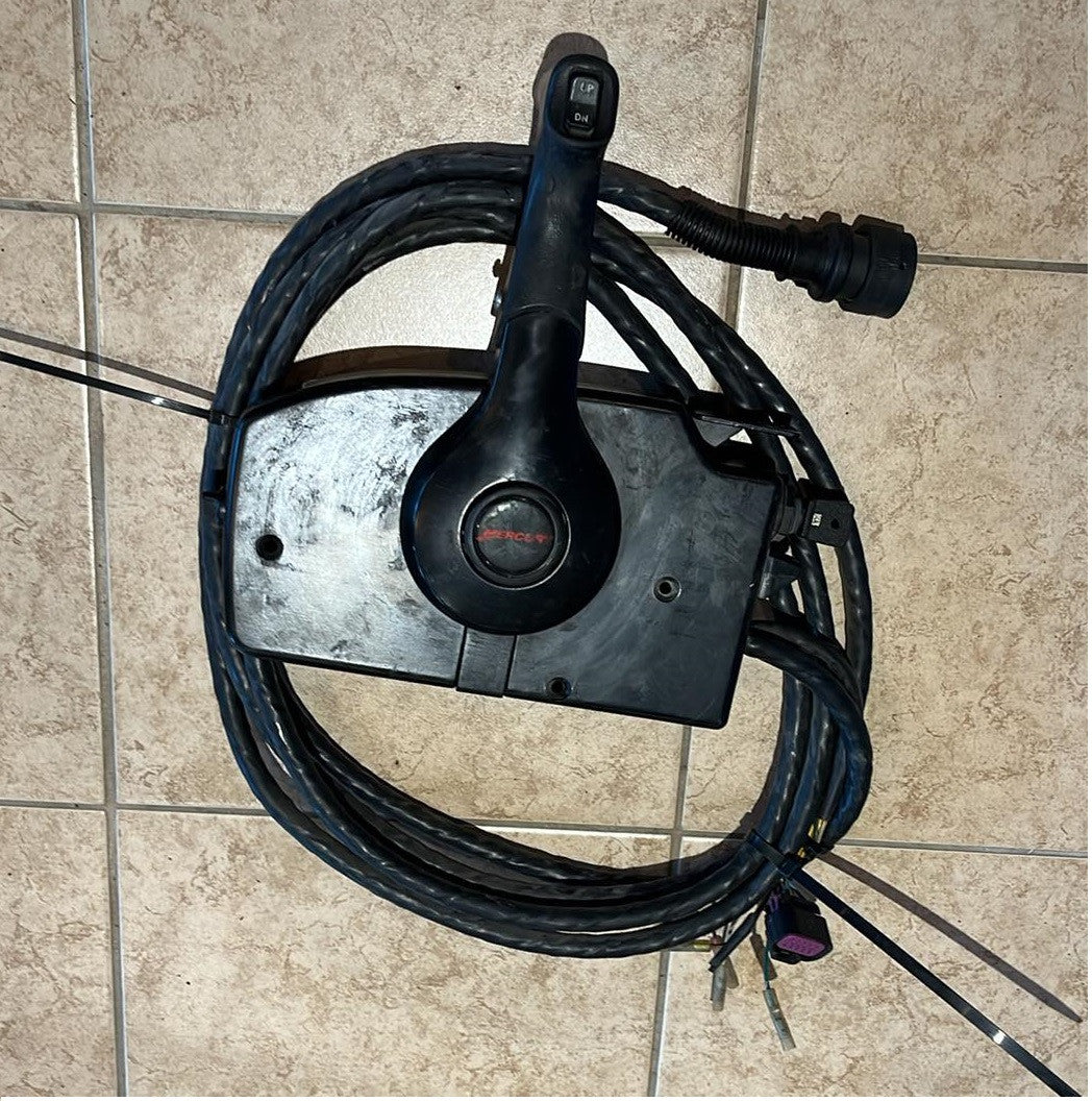 USED 881170A13 Mercury Side Mount Remote Control w Tilt Switch