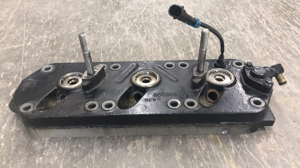 USED 858405-C1 Mercury Motor Cylinder Head Optimax 2.5 V6 135/150/175 Port