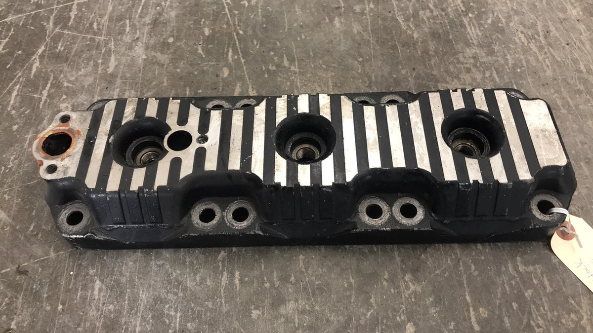 USED 15221-C1 Mercury Outboard Motor Cylinder Head Casting 2.4 V6