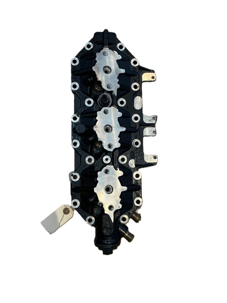 USED 5006195 Evinrude Johnson Cylinder Head Starboard Side