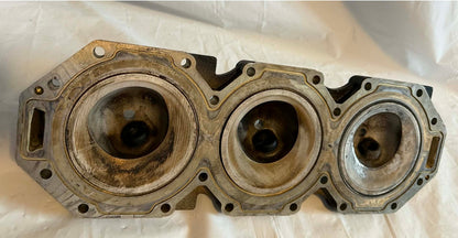USED 841020A08 Mercury Cylinder Head Port 225-250hp