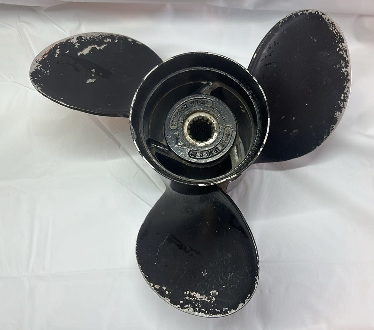 USED 031026 Michigan Wheel Propeller 13.75 x 21P 3 Blade Aluminum