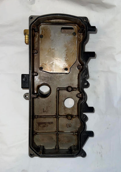 USED 8M0011829 Valve Cover Casting 30-60hp 893694T02