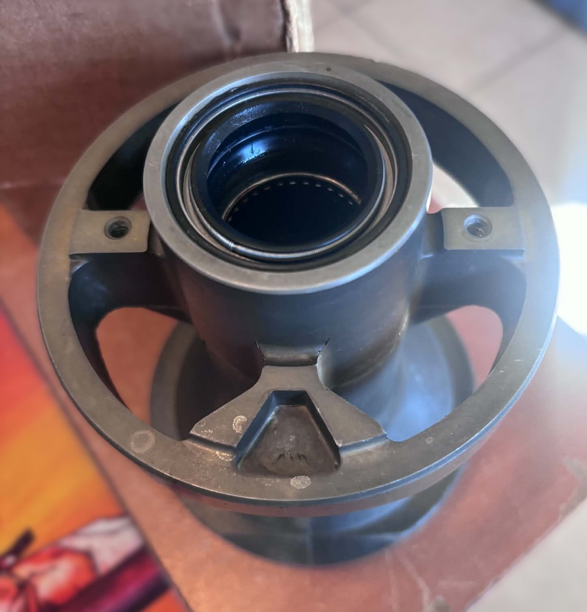 818763T11 Mercury Bearing Carrier + Seals & Needle Bearing V6 135-300hp