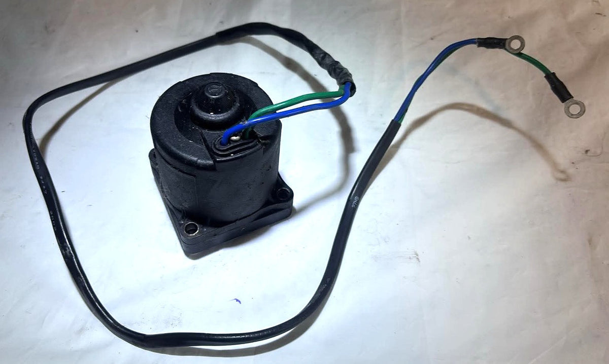 USED 5036732 Evinrude Johnson Power Trim and Tilt Motor 60-90hp