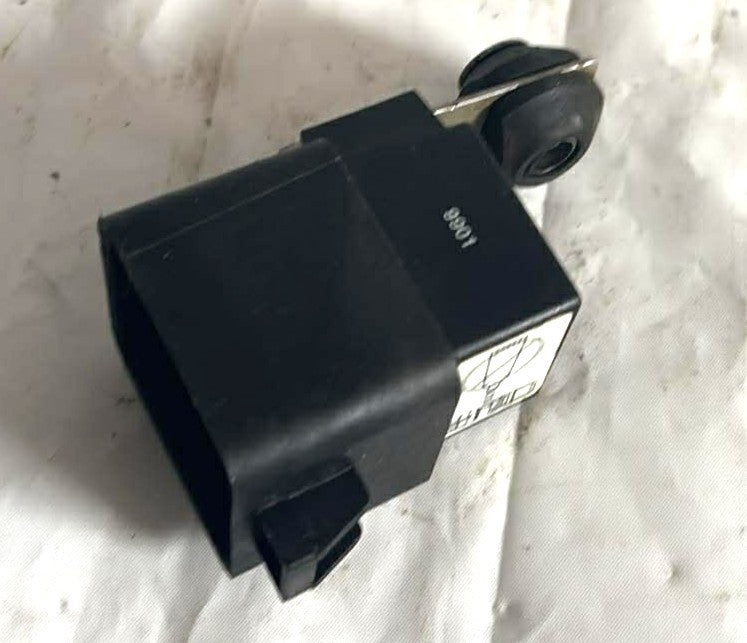 USED 882751A1 Quicksilver Mercury Shrouded Trim Relay 2-4 Stroke