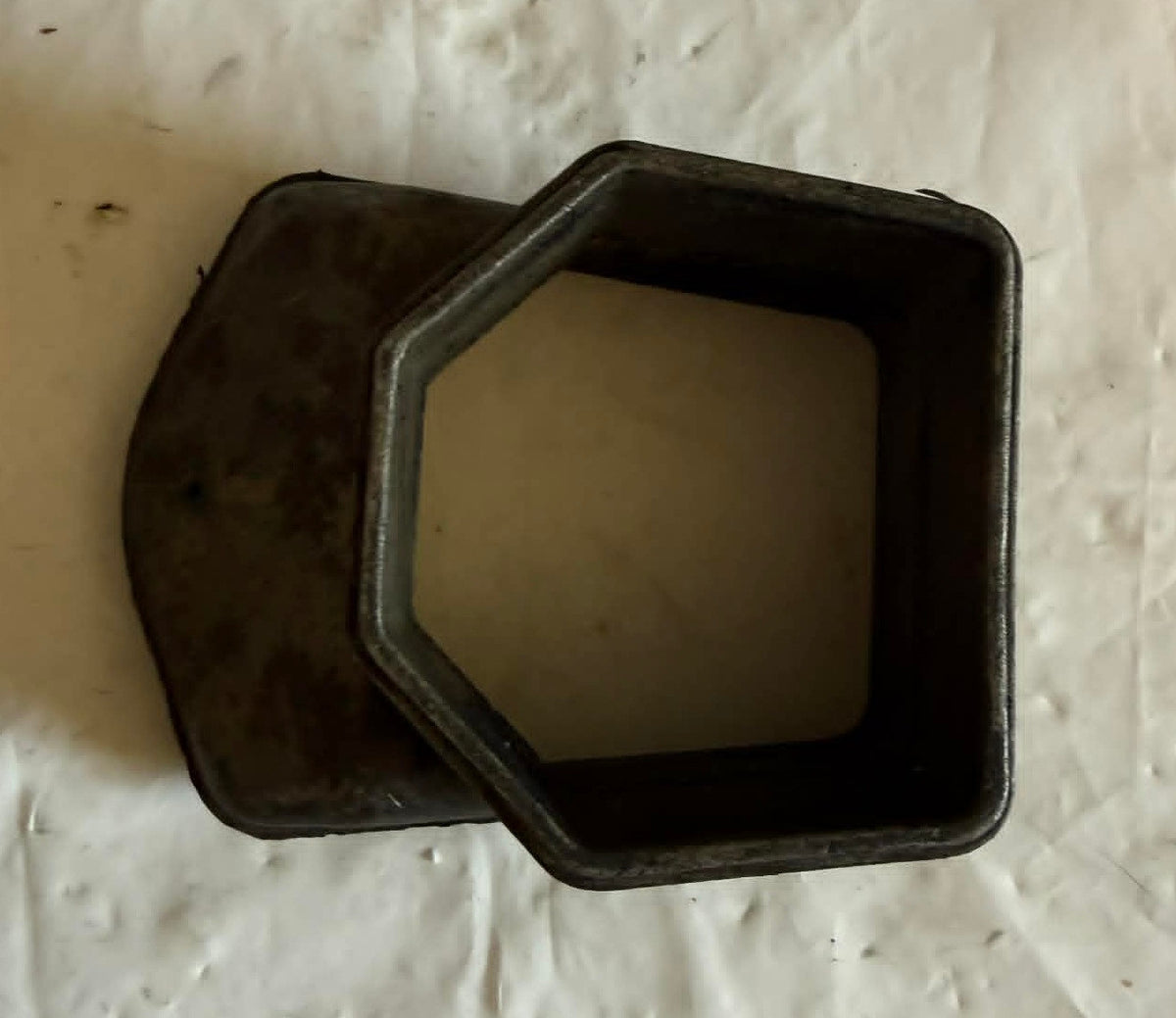 USED 320838 Johnson Evinrude Inner Lower Exhaust Housing 85-235hp