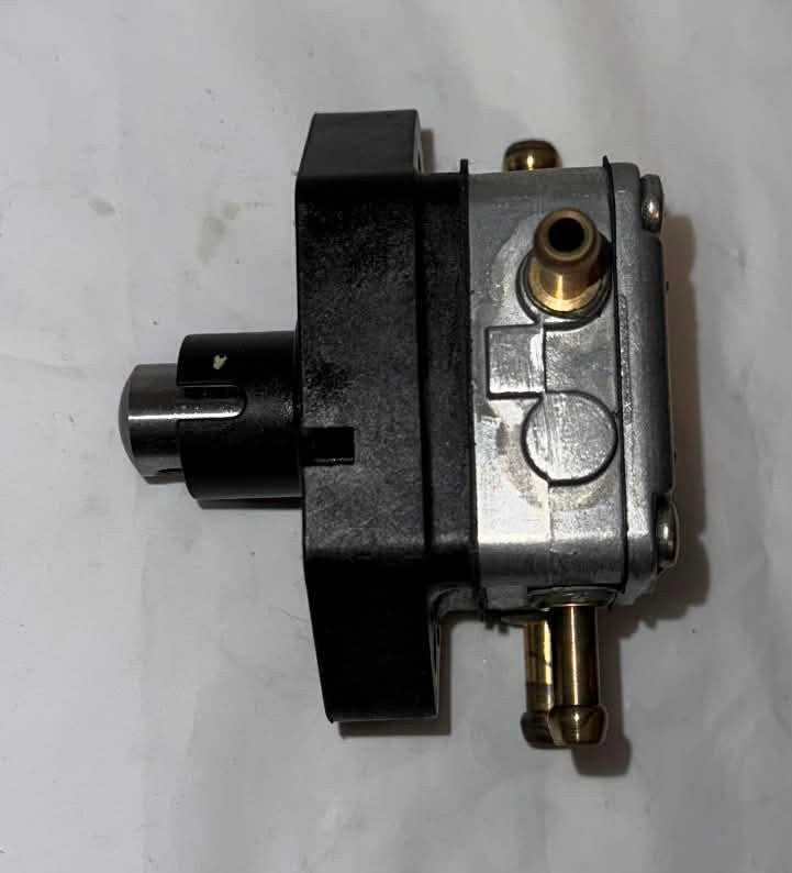 USED 899106T01 Quicksilver Fuel Pump Assembly  30-60hp