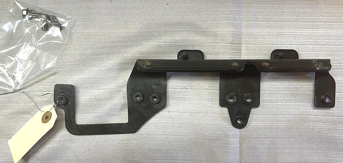 USED 5007720 Evinrude E-tec Port Ignition Coil Mount Bracket 200-300hp