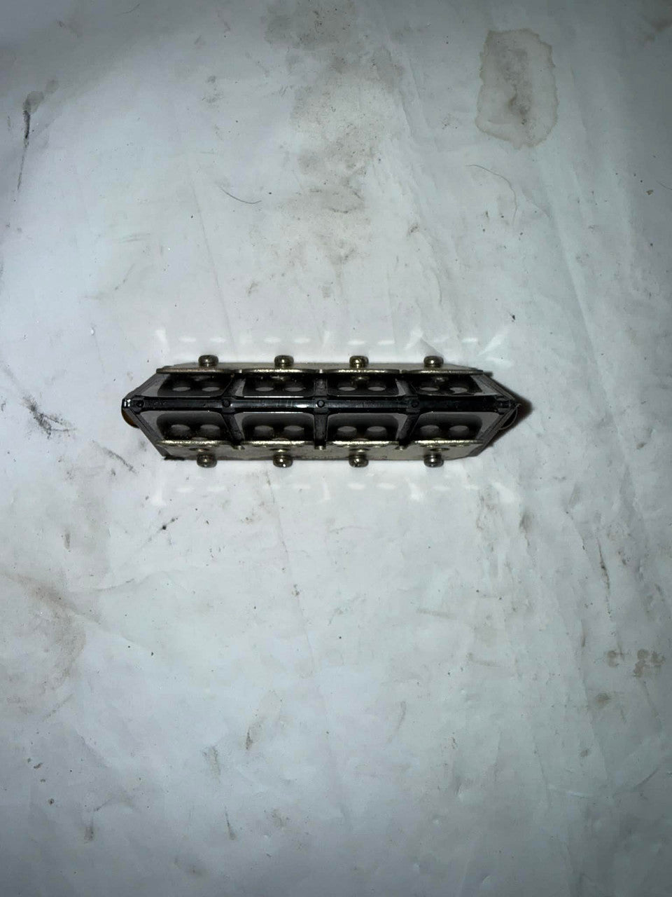USED 855952-3 Mercury Reed Block Assembly 855952T3