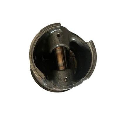 USED 5006737 Johnson Evinrude Piston and Ring Kit  Standard Port 200-250hp