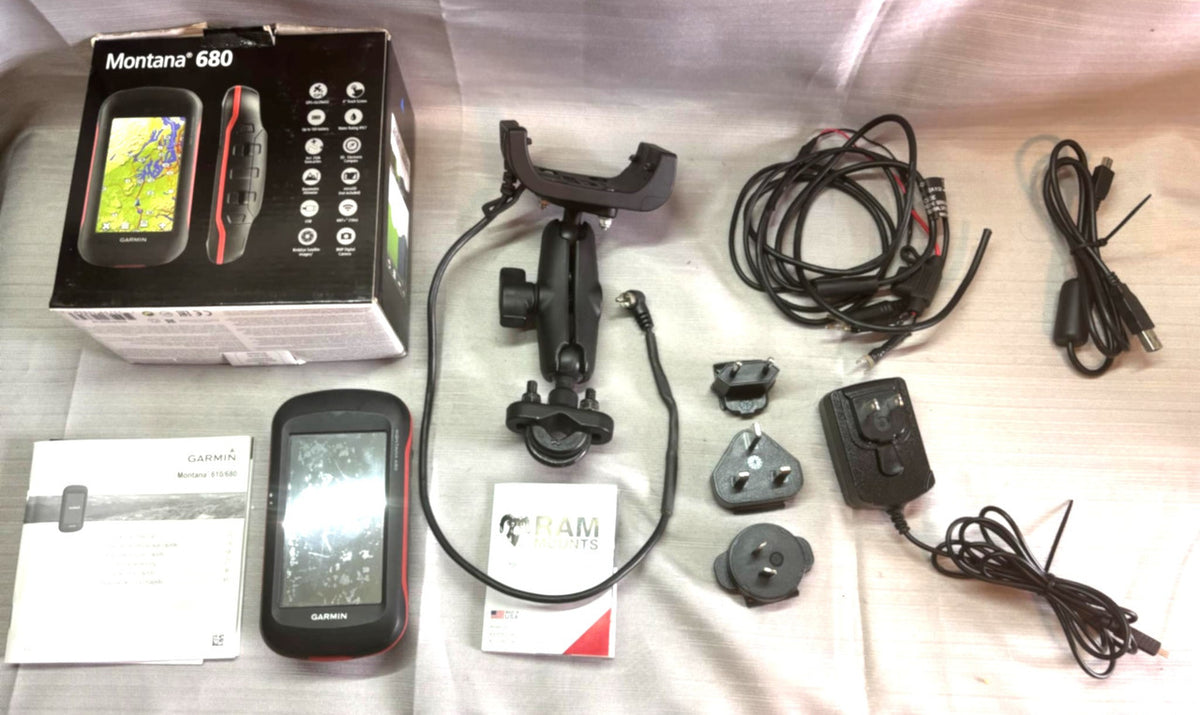 USED 680 4" Garmin Montana Touchscreen GPS GLONASS Receiver + Ram Mount