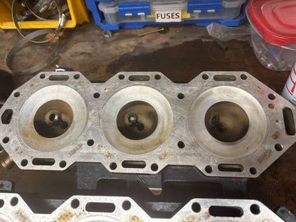 USED 354574 OMC Evinrude 300hp Etec Outboard Motor Cylinder Head Port