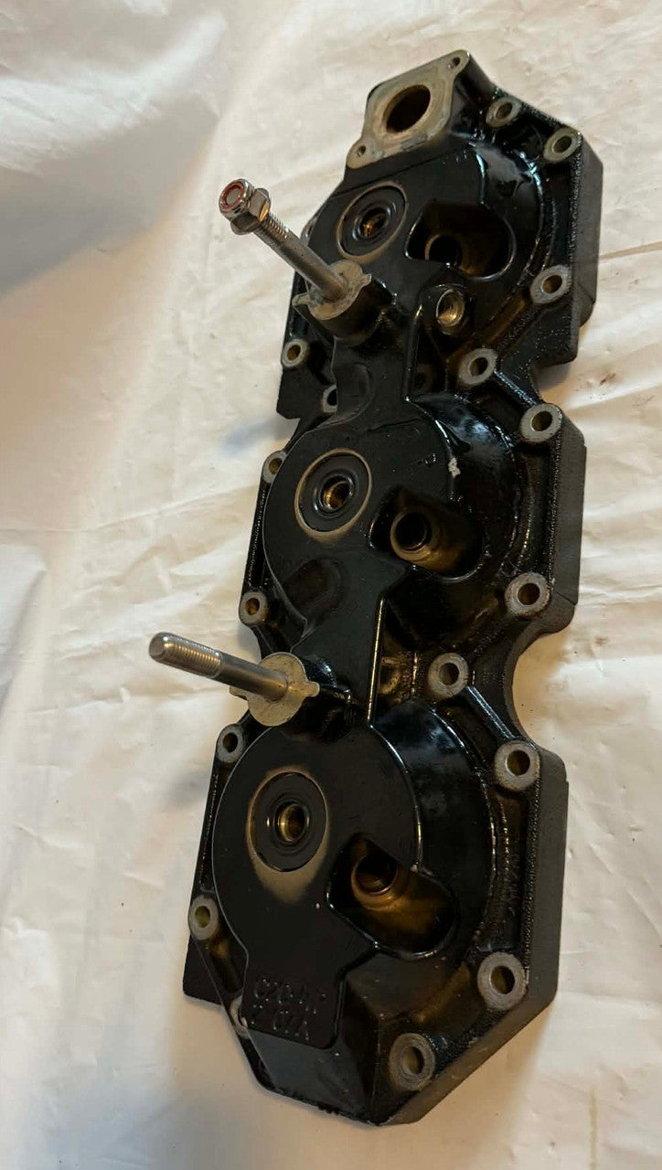USED 841020A08 Mercury Cylinder Head Port 225-250hp