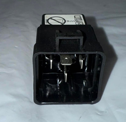 USED 882751 Quicksilver Power Relay Trim