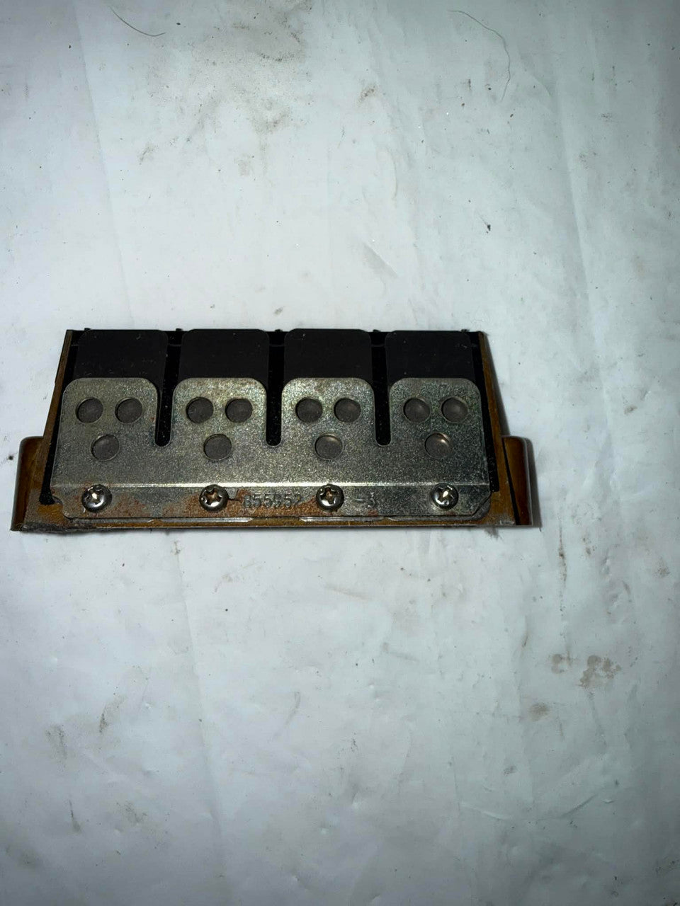 USED 855952-3 Mercury Reed Block Assembly 855952T3