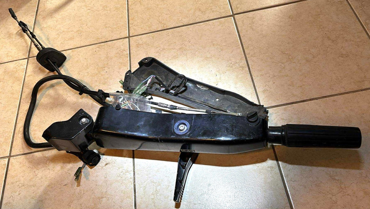 USED 63110-99E06-0EP Suzuki Tiler handle 60hp (Ignition Switch & Lanyard Not Included)