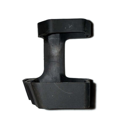USED 898101223 Mercury Fuel Pump Rubber Mount 25-30hp