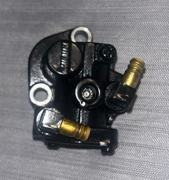812690A1 Mercury Oil Injector Pump  60hp