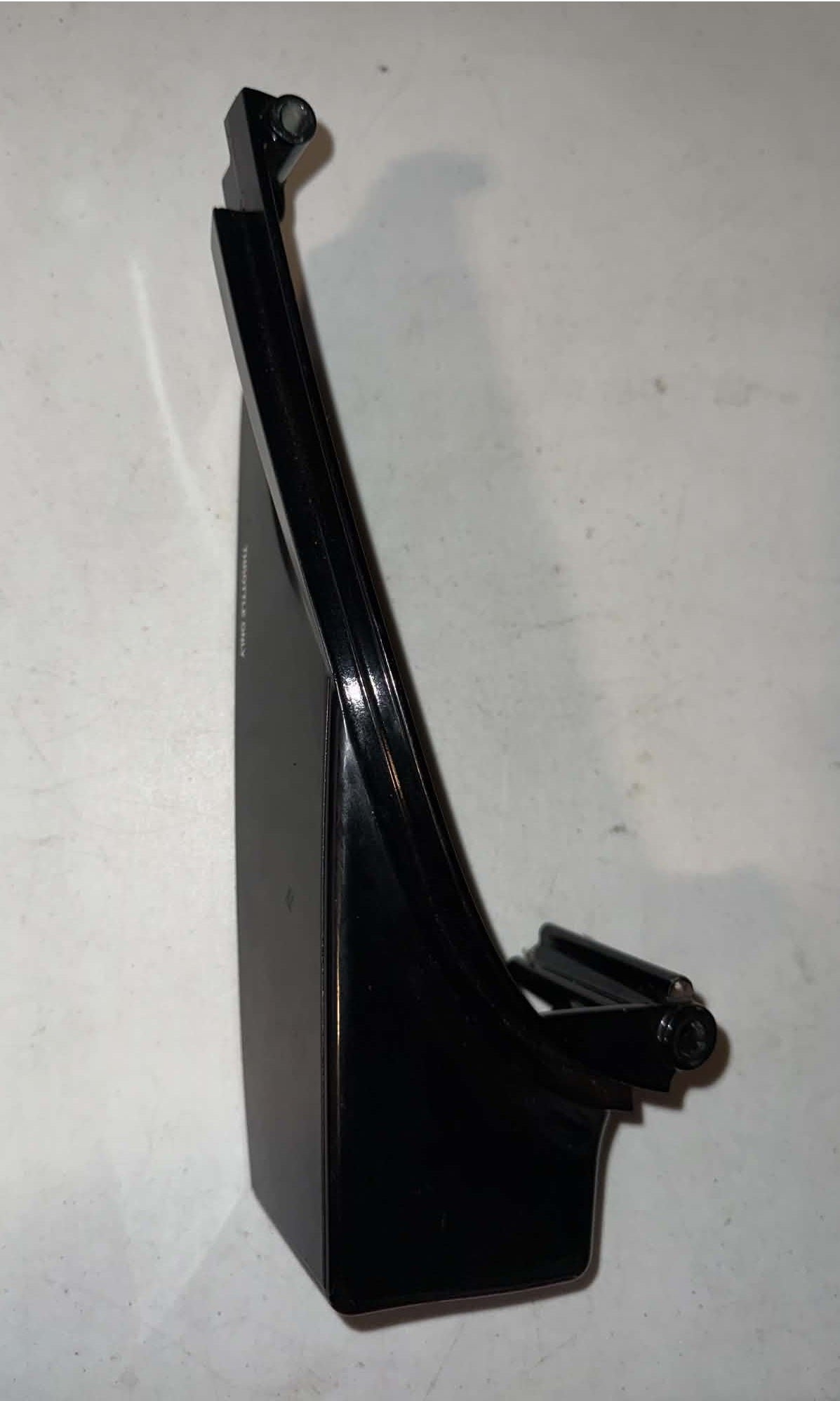 USED 896114 Mercury Rigging Grommet Bottom Cowl Cover 25-30hp