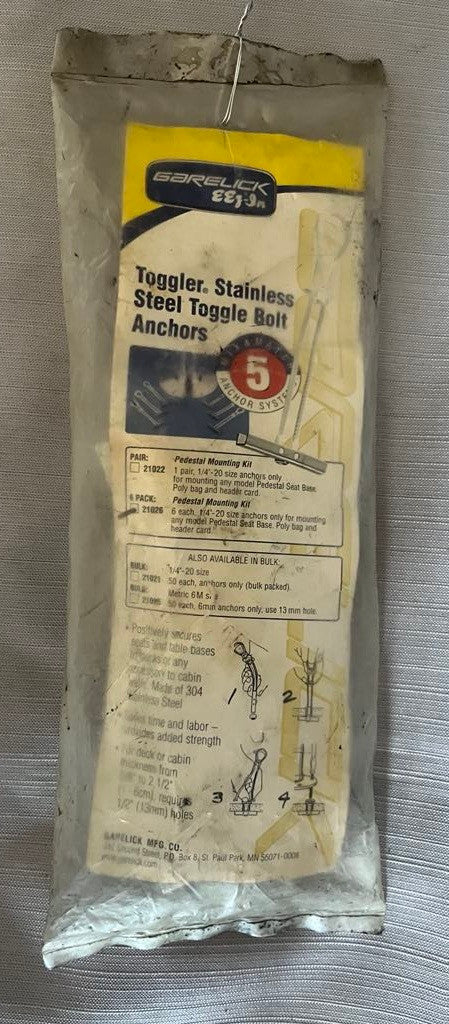 21026 Garelick Toggler Bolt & Anchors