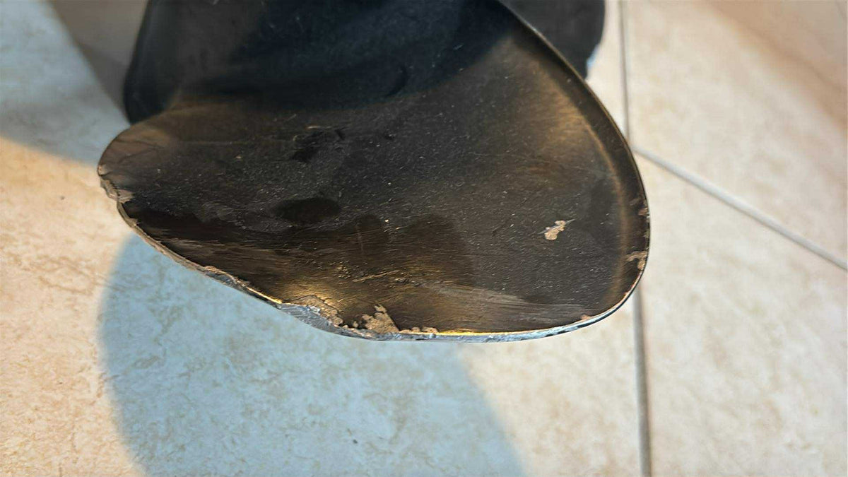 USED 21431511 Turning Point Hustler Prop 13.75 x 15P 3BL RH