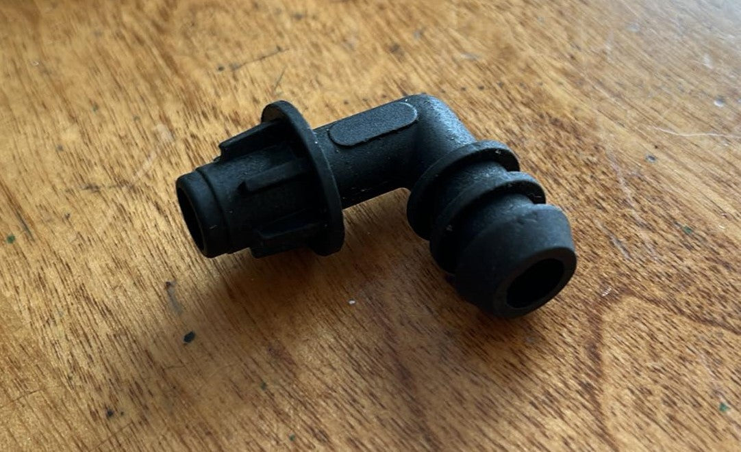 USED 345239 OMC Johnson Evinrude Plastic Fuel Outlet Elbow Fitting