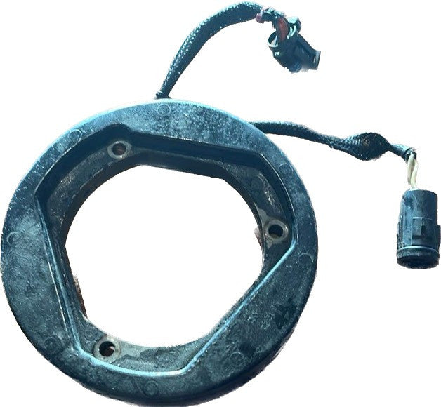 USED 584821 OMC Stator Johnson/Evinrude 2Cyl 9.9-35hp