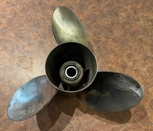 USED 48-16548-23 Quicksilver Mercury Laser II 2 SS RH Propeller 23P