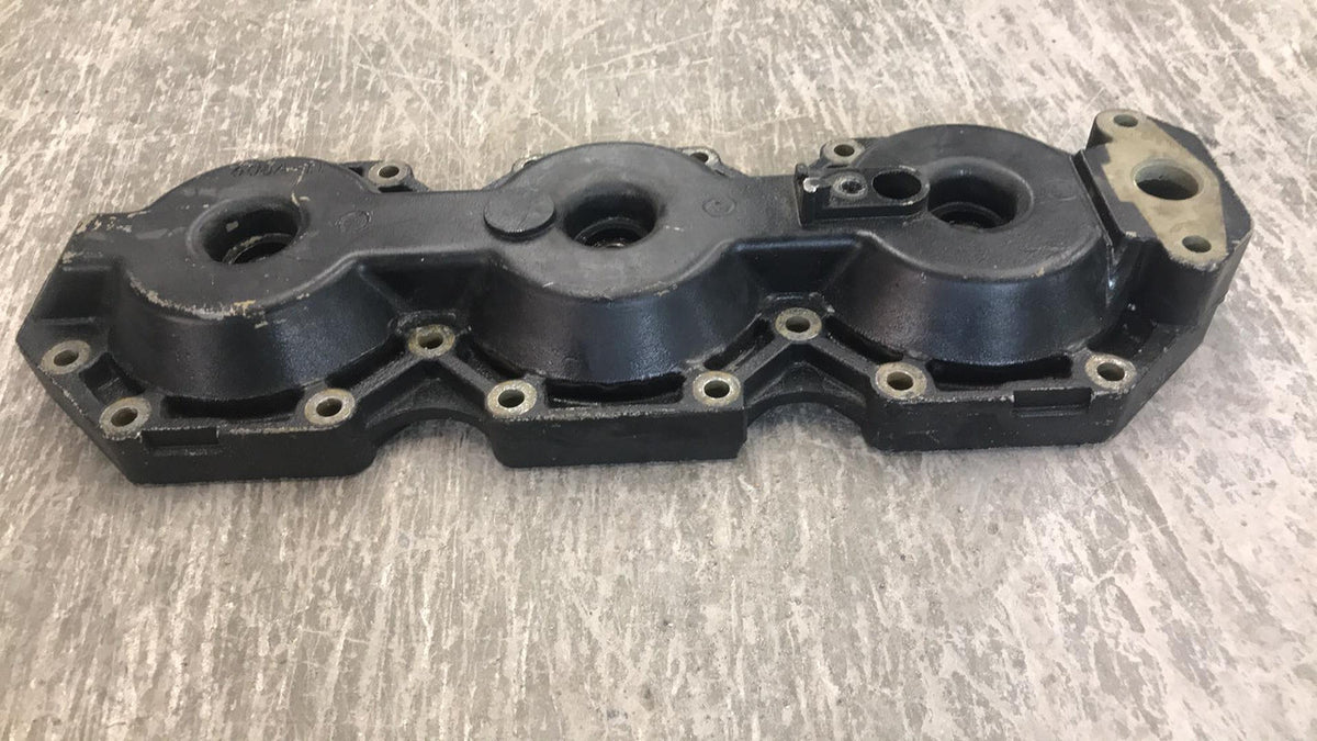 USED 812851-C10 Mercury Outboard Motor Cylinder Head 3.0L 225/250?