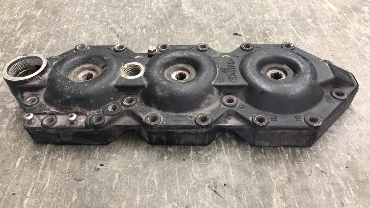 USED 335195 OMC Evinrude Johnson Outboard Motor Cylinder Head 150-175hp?
