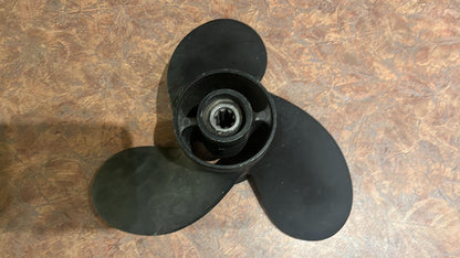 USED 48-86962-9 86962A4 Mercury 9 1/2 x 9P 3 Blade Aluminum Propeller
