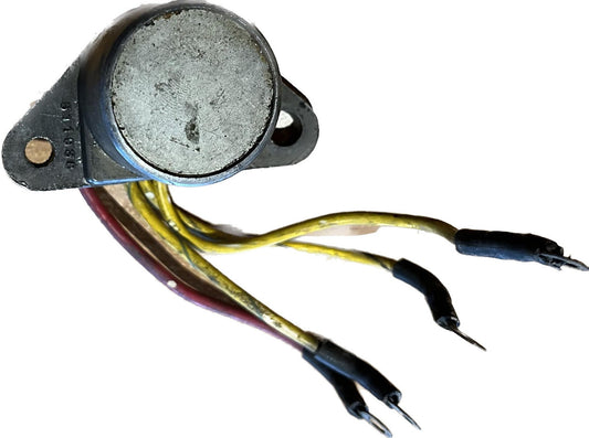 USED 511938 Johnson Evinrude Rectifier Regulator 4 Wires 9.9-60hp