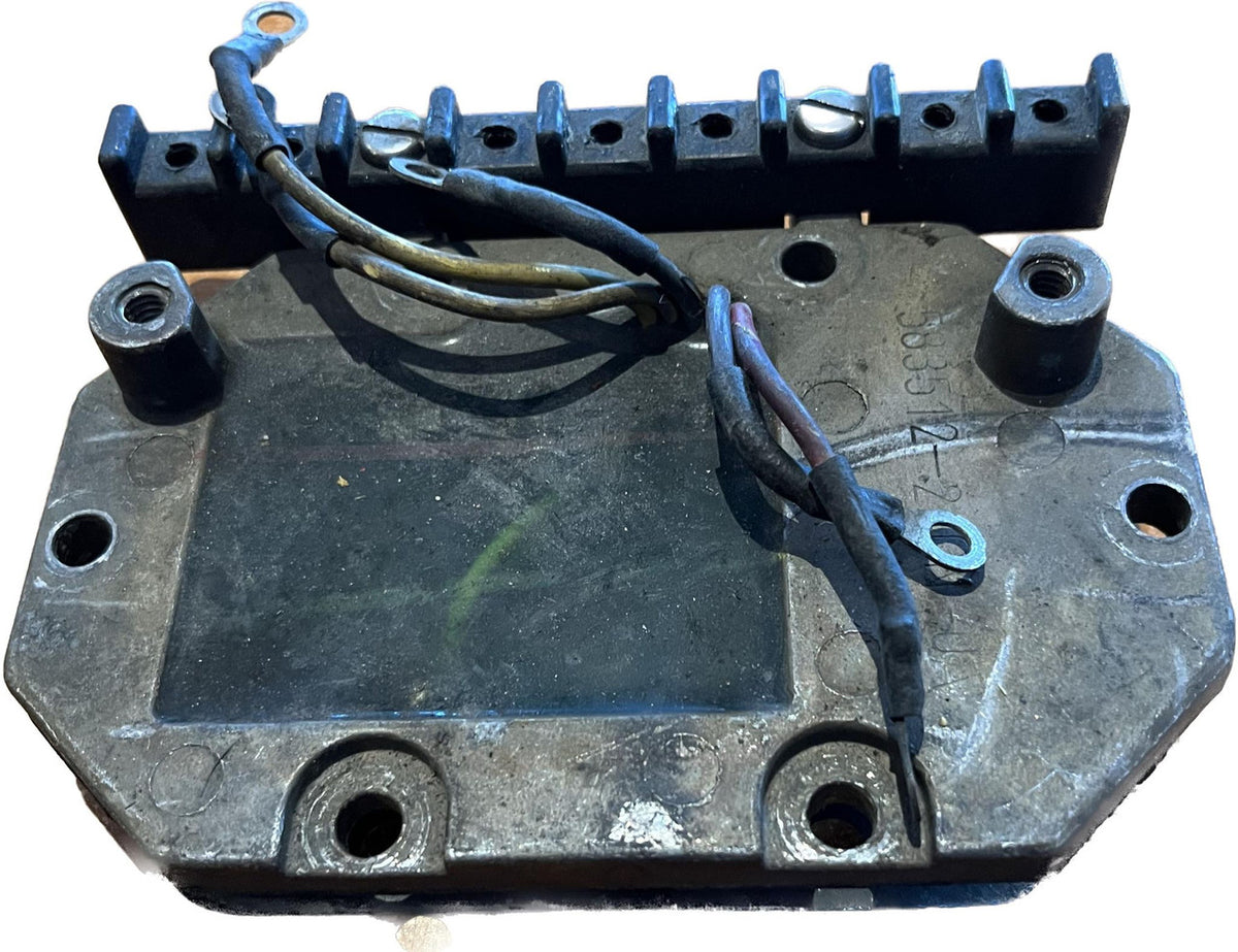 USED 583512 Johnson / Evinrude Voltage Regulator Rectifier 120-140hp