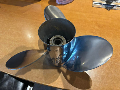 USED 48-13704-23 Quicksilver Mercury SS Mirage Propeller 14 5/8" X 23P