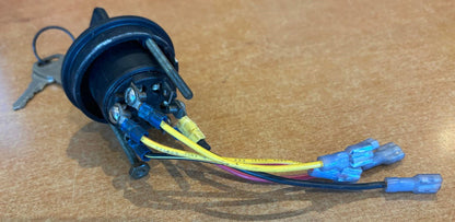 USED 87-88107 Mercury Ignition Key Switch Push to Choke (Off-On-Start)