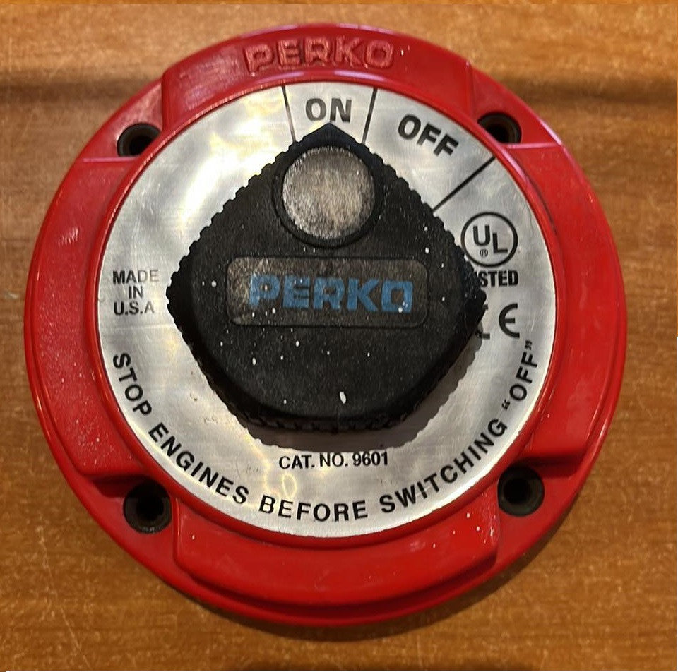 USED 11551 Attwood Main Battery Switch Without Lock